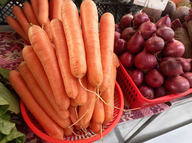 Морковка Овощи