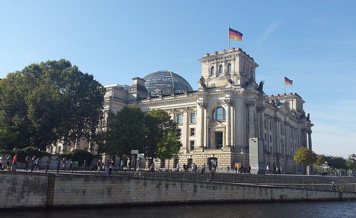 Германия блокирует пакет помощи ЕС Украине на 9 млрд евро Берлин