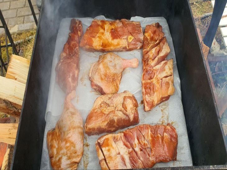 Какая простая хитрость поможет сделать мягким даже дешевое мясо: будет таять во рту мясо