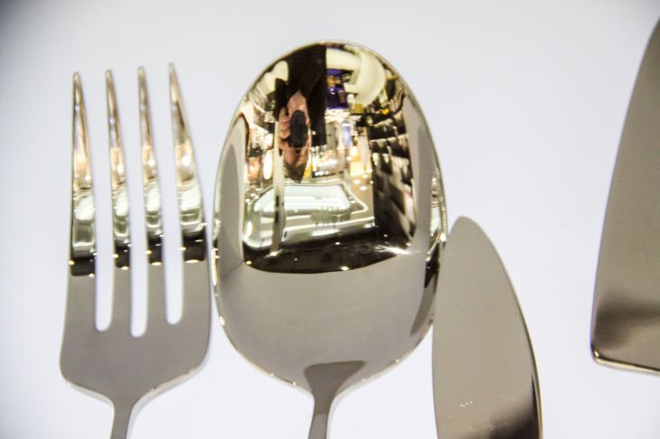 Столовые приборы