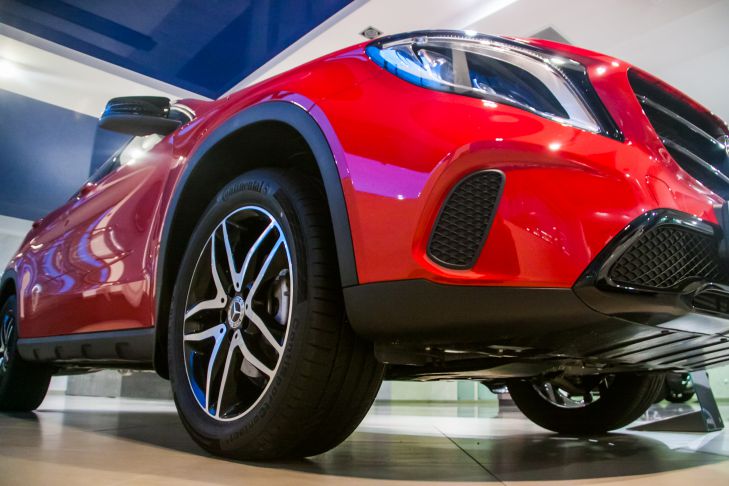 Как защитить лакокрасочное покрытие машины: 3 надежных способа автомобиль