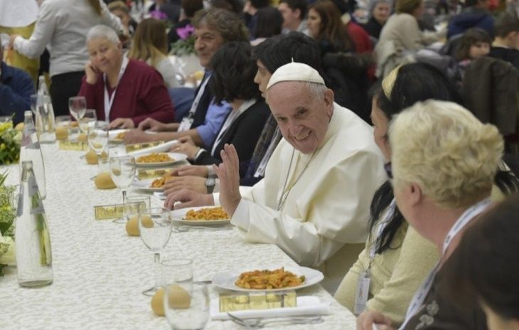 Папа Римский поддержал Россию по вопросу Украины люди