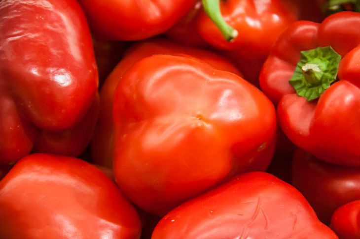 Маринованный болгарский перец быстрого приготовления: без лишних ингредиентов и дополнительной стерилизации Перец