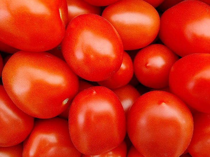 Как снять кожицу с помидоров ровно за 30 секунд: способ, для которого не нужна вода