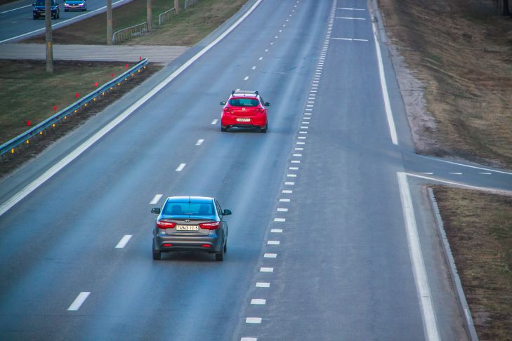 Борисовчанин решил покататься на чужом автомобиле. Вот как его наказали дорога
