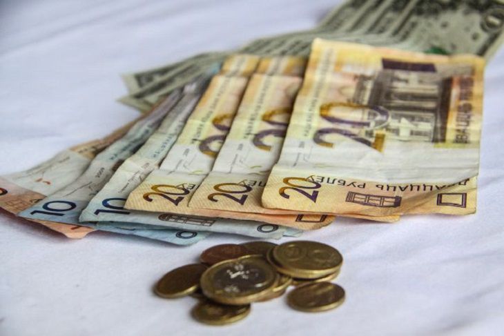Головченко заявил, что средняя зарплата в Беларуси достигла 660 долларов