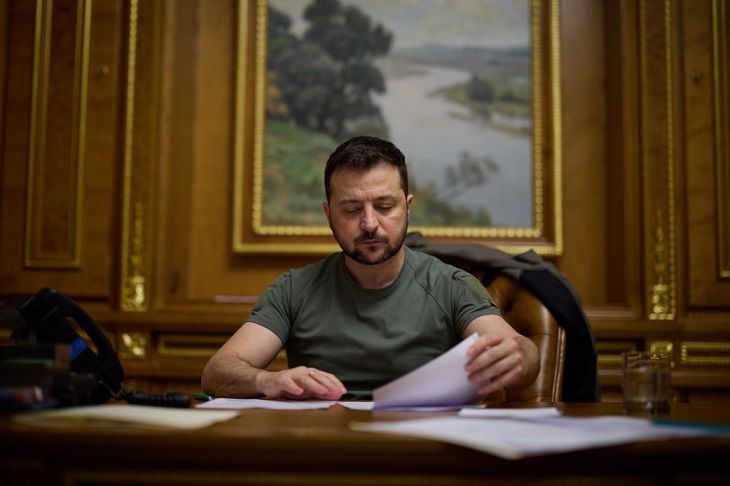 Зеленский предложил разместить миссию международных наблюдателей на украинско-белорусской границе Владимир Зеленский