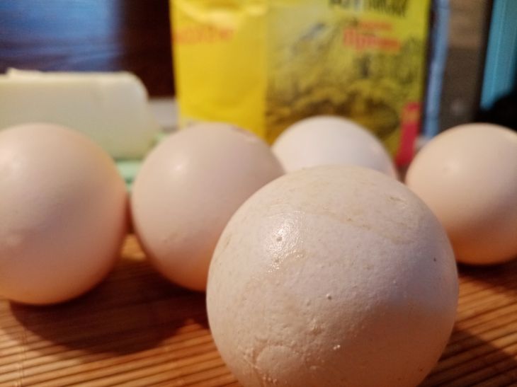Пасхальный десерт в шоколадных яйцах — рецепт с фото