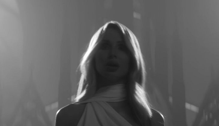 Незавидная судьба. Лавров рассказал, что ждет певицу Лободу Лобода