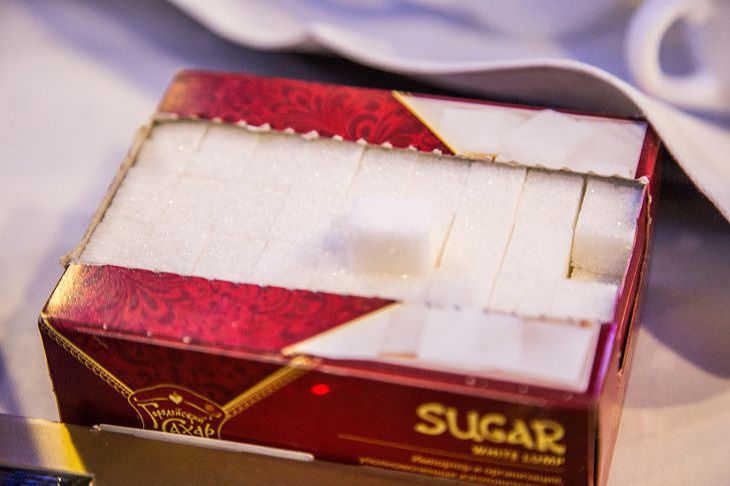 Что нельзя делать с сахаром: в дом придут беды и проблемы
