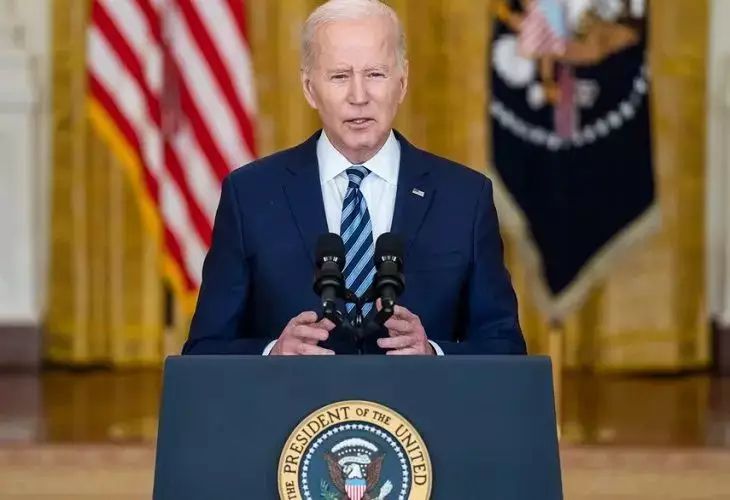 Во Франции предположили, что Байден намерен устранить Зеленского Байден