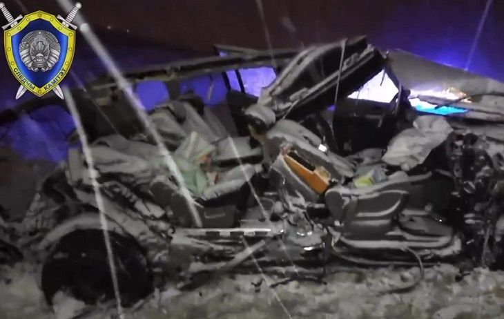 Отец и две дочери попали в страшное ДТП под Могилевом: одна девочка погибла ДТП