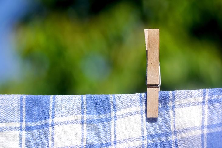 Как отбелить пожелтевшие и застиранные кухонные полотенца: прачка раскрыла главный секрет