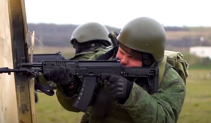 Российские военные штурмуют Водяное в ДНР военные