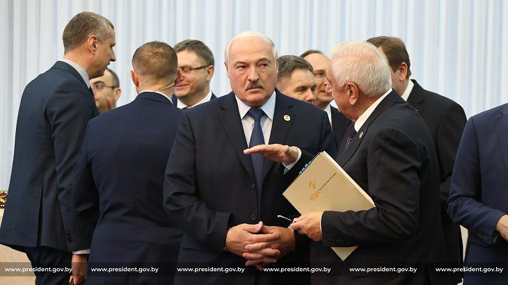 Лукашенко назвал условие для установления мира в Украине Лукашенко