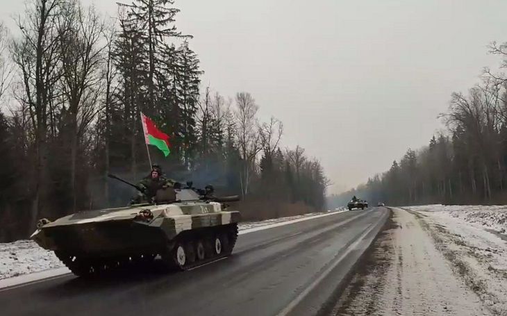 В Беларуси одно из подразделений региональной группировки войск совершает марш военные