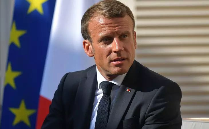 Макрон: Франция поставит Украине боевые «пушки на колесах» Макрон
