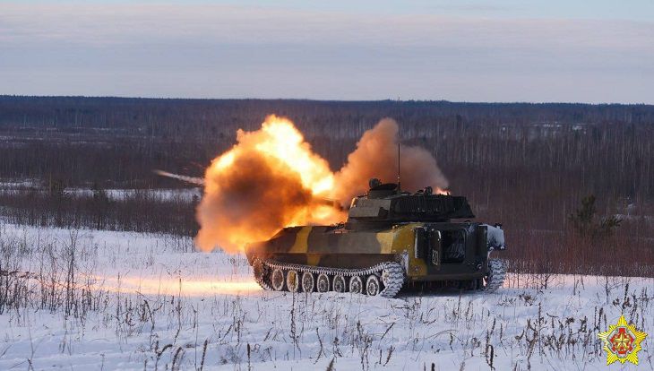 В Беларуси привели в боевую готовность артиллеристов военные