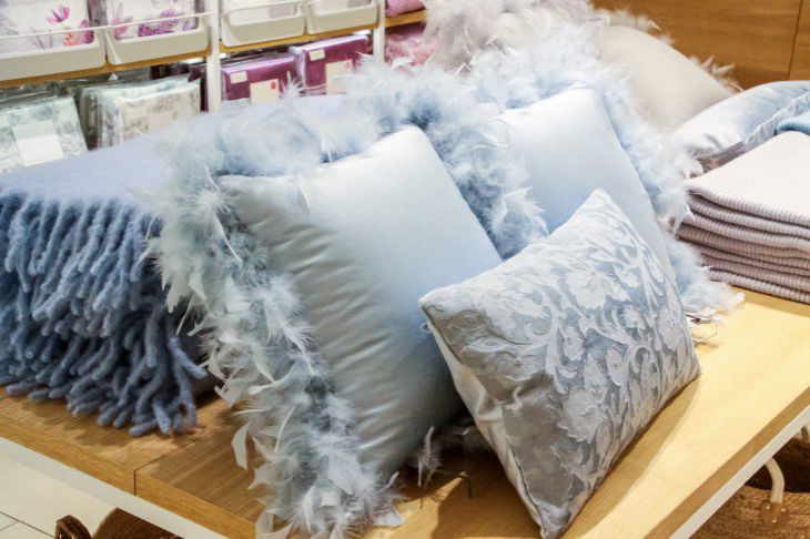 Никогда не выбрасывайте старые наволочки, они еще вам не раз пригодятся Подушки