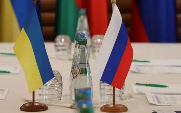 «По команде сверху». Песков рассказал, почему Киев прекратил переговоры с Москвой флаг