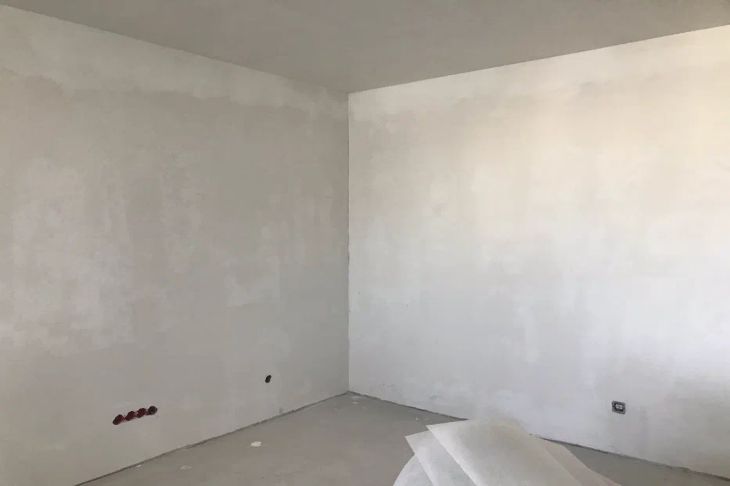 Как визуально выровнять стены: можно обойтись без сложного и дорогого ремонта Стены