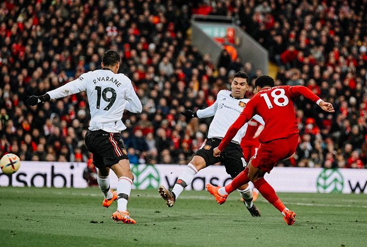 Самая крупная победа в истории противостояний. «Ливерпуль» разгромил МЮ со счетом 7:0 футбол