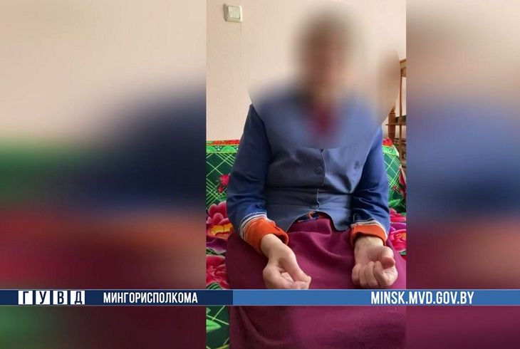 «Шла в аптеку и попала в аварию». Минскую пенсионерку лишили 8 000 рублей и 3 000 долларов женщины