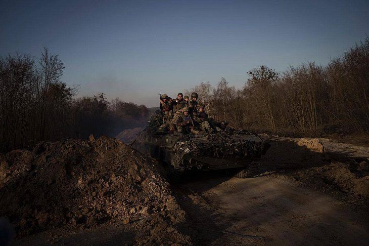 Под Артемовск переброшены элитные войска ВСУ, которые готовили для контрнаступления военные