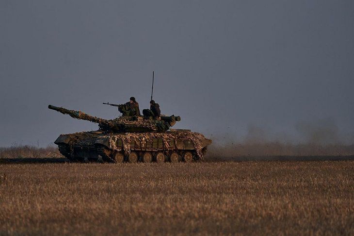 В США назвали причину своих сомнений в успехе контрнаступления ВСУ танк