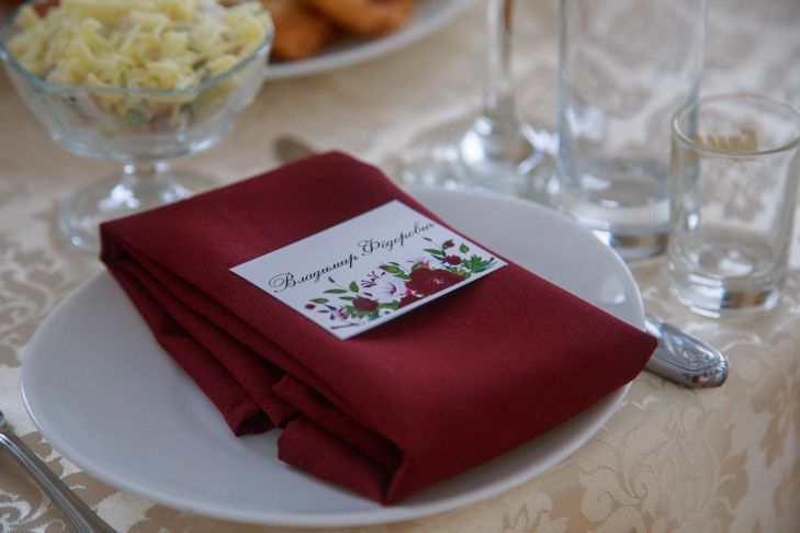 На какие аксессуары для дома опытные хозяйки не станут тратить деньги: не все об этом знают аксессуары