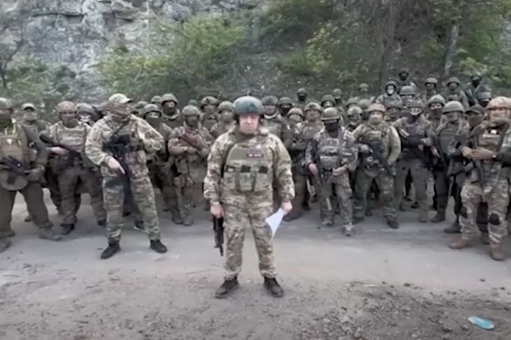 «Пободаемся, а там разберемся»: «Вагнер» остается в Артемовске Пригожин Вагнер