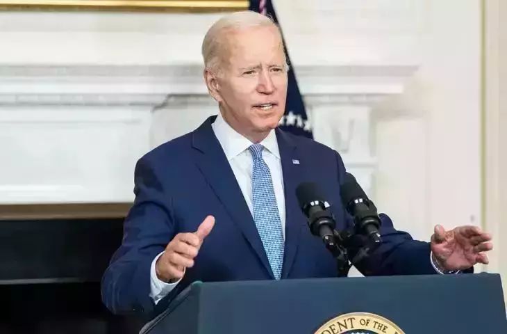 Байден опасается, что дефолт в США может привести к катастрофическим последствиям Байден