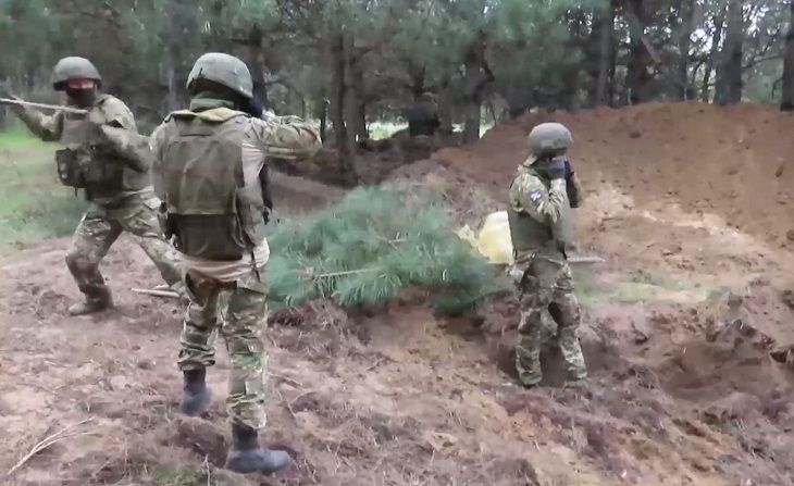 Пушилин сообщил о переброске подкрепления российским военным в Артемовск военные