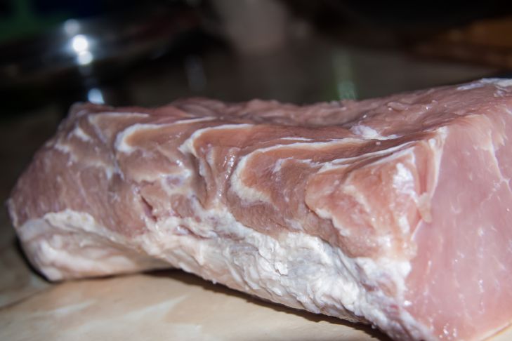 Диетолог назвал самое вредное мясо Мясо