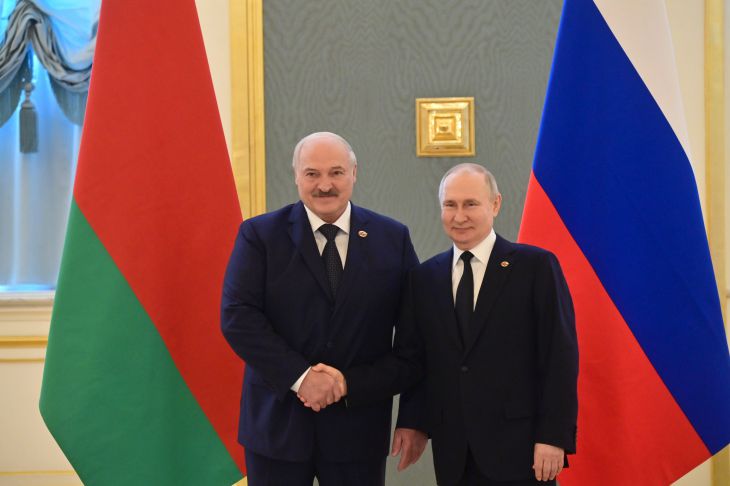 Лукашенко обратился к Владимиру Путину