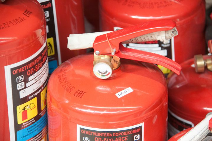 Прокурорский надзор за соблюдением требований законодательства об охране труда огнетушитель