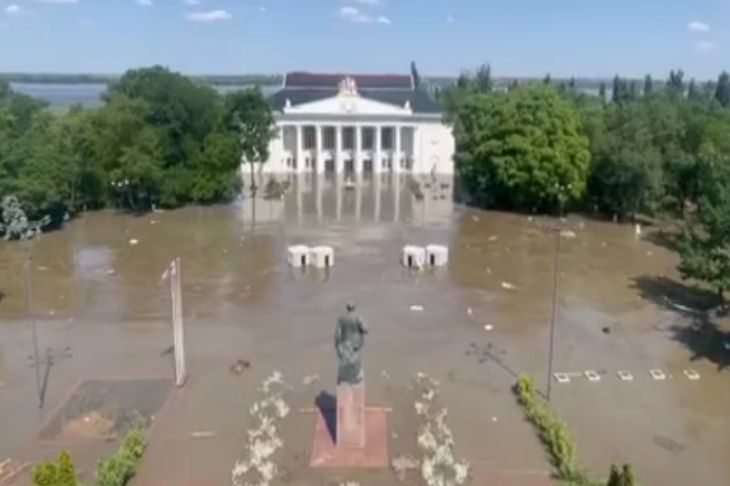 Мэр Новой Каховки рассказал о последствиях подрыва Каховской ГЭС Затопление