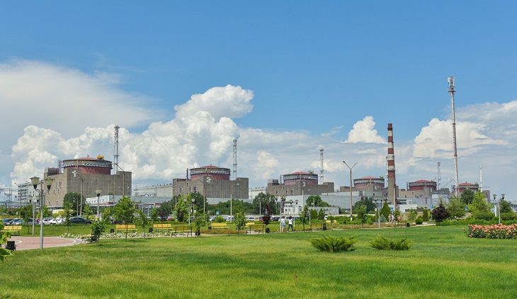 Зеленский обвинил Москву в желании взорвать Запорожскую АЭС АЭС