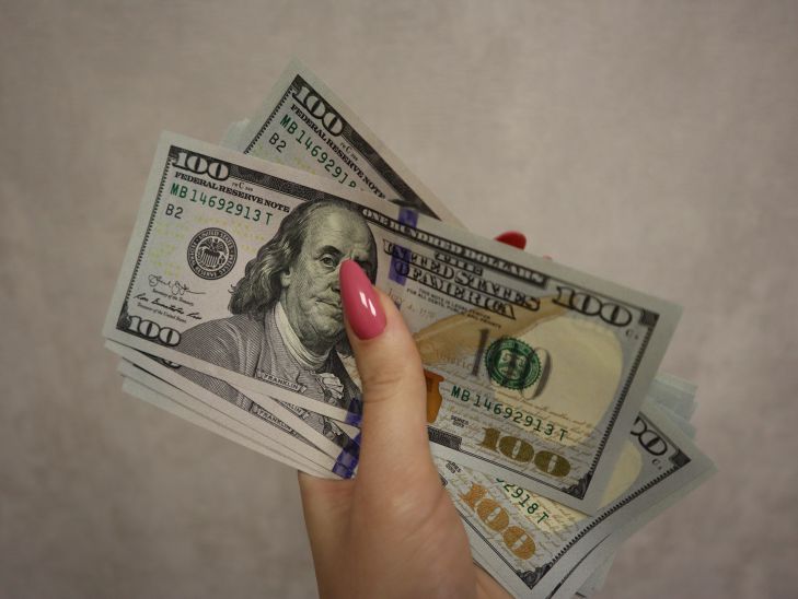 Доллар резко подорожал в Беларуси: итоги валютных торгов 6 июля доллар