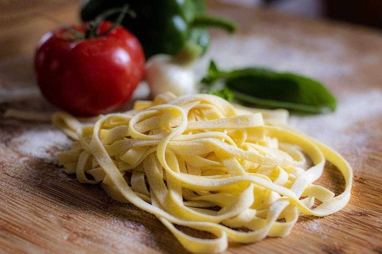 How to cut home-made pasta without any special pasta maker: Utilize tools you already have pasta