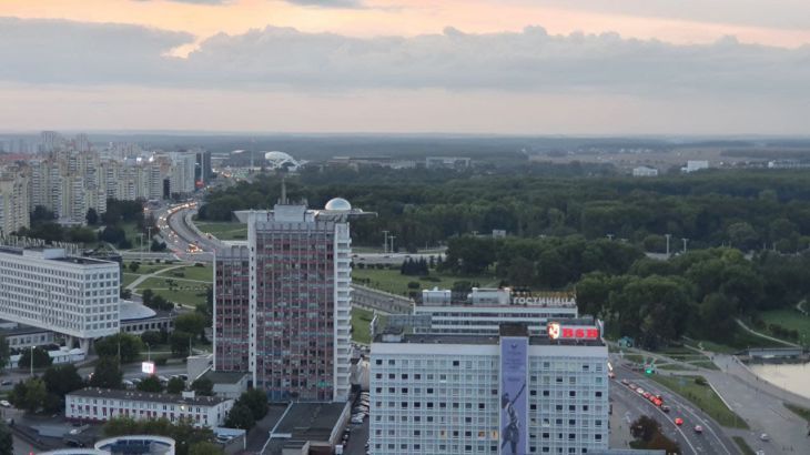 Мошенники заставили жительницу Минска продать квартиру с драгоценностями и влезть в долги город