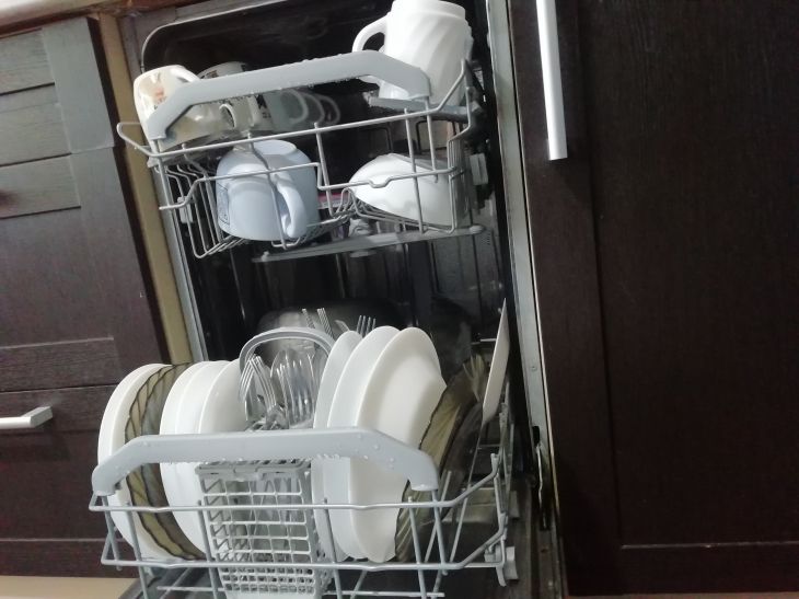 Посудомойка