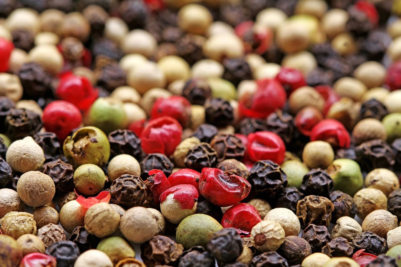 Spices that are bad for people with digestive issues: Avoid them to feel better peppers