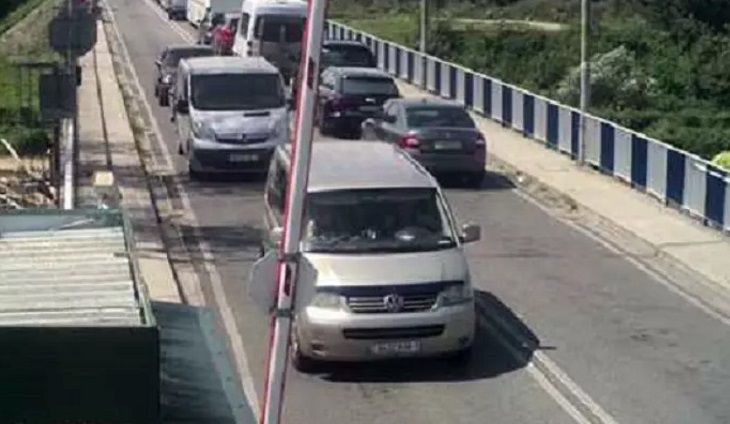 автомобиль