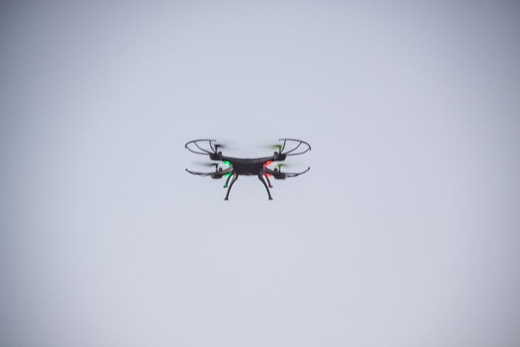 Брянскую область атаковали 4 украинских дрона: комментарии губернатора и МО РФ дрон