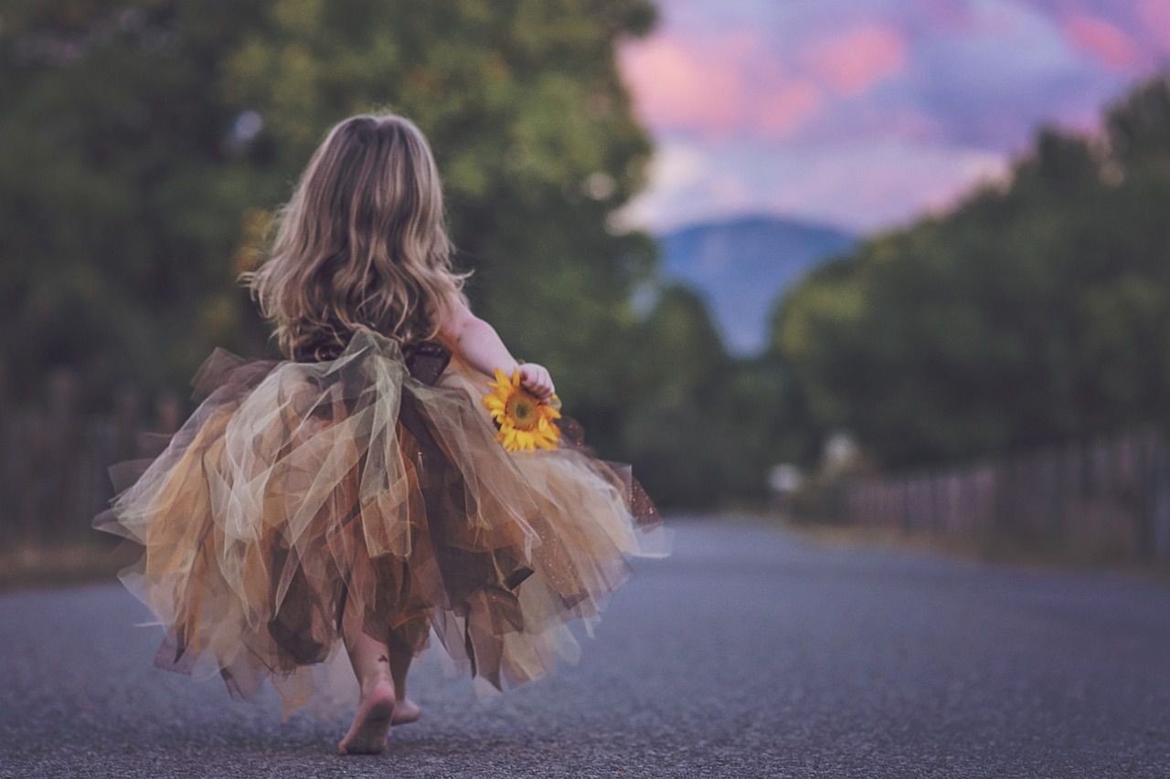 Items triggering memories: Psychologist's insights childhood