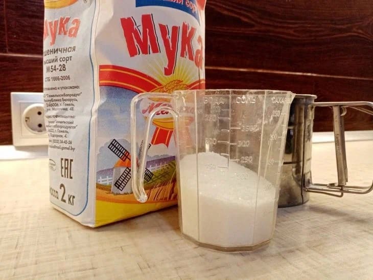 Как приготовить манник из детства: простой и быстрый способ Мука