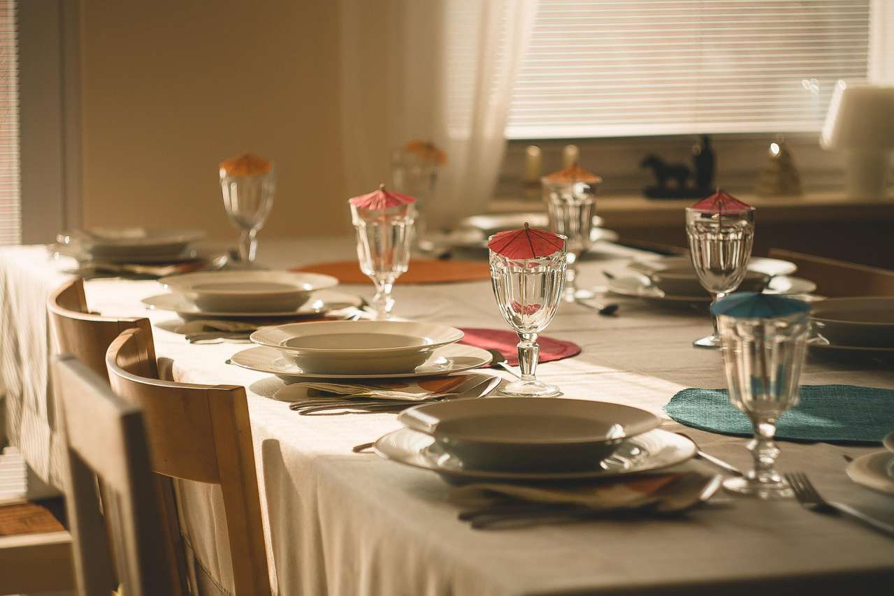 Good to Know: How to Disinfect Dishes plates
