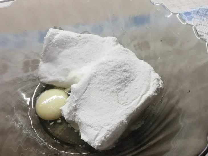 Как сделать десерт из макарон: рецепт нежного и ароматного блюда Творог и яйцо