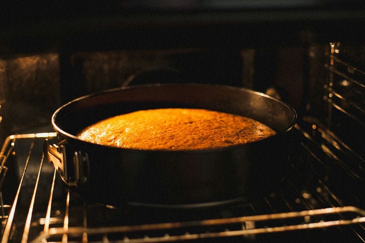 Творожная запеканка на скорую руку: простой и вкусный десерт Запеканка